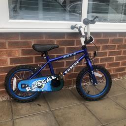 Good condition 
Brakes may need adjusting as never done
Fantastic first bike, our little boy is age six and is still perfect for him but wants a bigger one. 

Recommend 4-7 years depending on height 

Still have stabiliser if required

Collection CV8, 3jz
Ryton on dunsmore