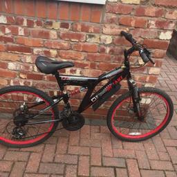 Good condition 
The right pedal needs to be replaced
Brakes and gears function fine

Priced to sell
