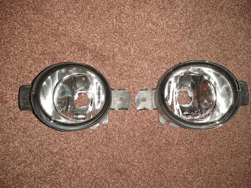 Vehicles West Midlands Sandwell - Photos for Renault Clio 2002 spot/fog light housings