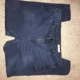 Women’s Blue / black 
M&S skinny jeans 
The Ivy
size 16s
Only selling due to weight loss 
Collection B45