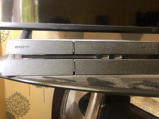 Buy & Sell Fishermead Milton Milton Keynes - Photos for Play station 4 (controller&wires)