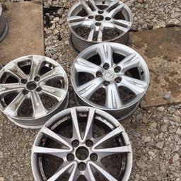 Lexus Alloys x4
Can sell individually or as an set
£15 each

Can supply and fit at an extra cost

Contact 07853493027