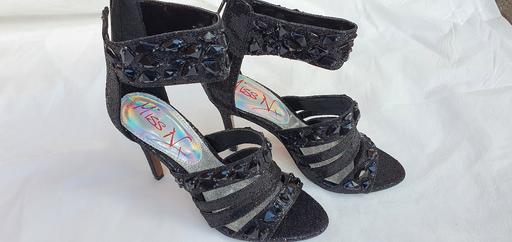 Buy & Sell West Midlands Birmingham - Photos for Women's Black jewel sandals from Next...NEW!