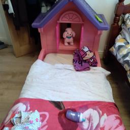 little tykes girls bed mattress and bed in good condition.
lengh just over 5ft
width 3ft.
cost over £300 when first bought a year ago
