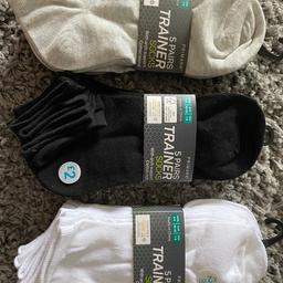 Men’s primark socks
Grey, black and white 
Size 6-8
Never been worn

3 for £5
Or £1 each