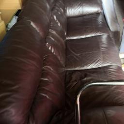 used good condition
very comfortable
brown leather
three seater large
it doesn't go through my door so put in? garage
need to go quickly
please see other items
collection sale m 33 near east way