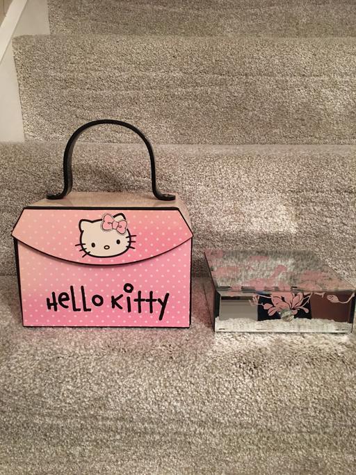 Buy & Sell Greater Manchester Wigan - Photos for Hello Kitty Jewellery box