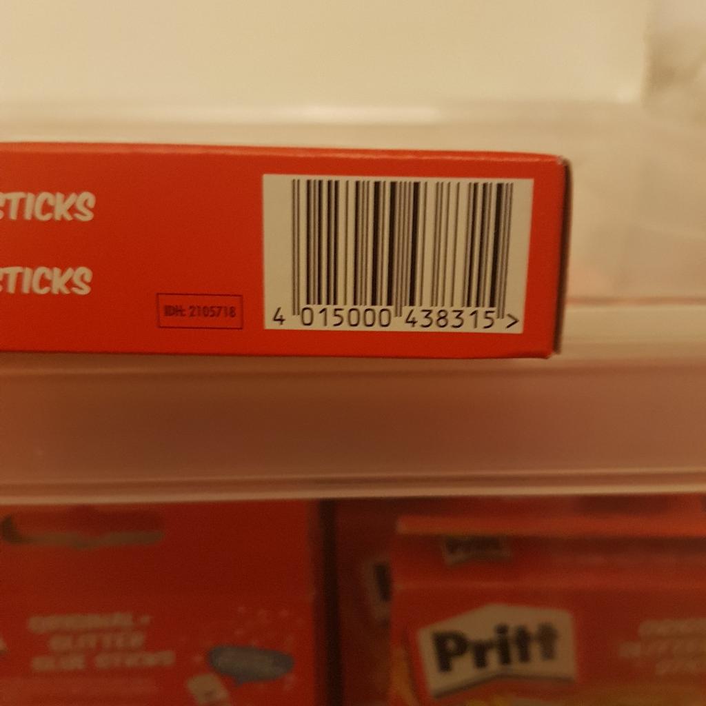Glue sticks Pritt sticks JOB LOT WHOLESALE in LE4 Leicester for £150.00