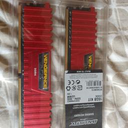 in great condition still has film on the logos
only selling due to bought new ram 16gb 2x8gb ddr4 I've put them in the packaging of my new ram grab a bargain cheapest anywhere