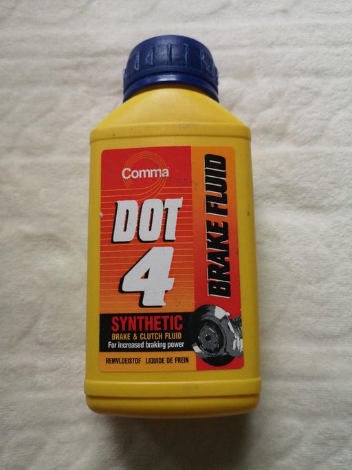 Vehicles Lancashire West Lancashire - Photos for New dot 4 brake fluid