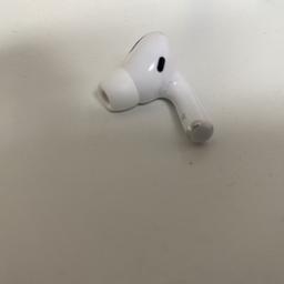 Apple Aurpod pro right ear for sale. Good condition