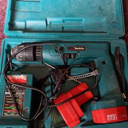 makita driller with two batteries and a charger. 
maybe need a change of batteries
charger still works
not much use. was my mates. 
been stored.