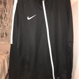 Nike Dri-Fit
Only the top only 
In excellent condition, it’s too big for me so never worn more than twice
Size XL
Collection please

If you would like me to post. Please offer me £15 with ‘collection’
I’ll charge an additional £4.50 for Royal Mail Tracked Postage. 
I’ll take bank transfer of £19.50

Serious buyers only