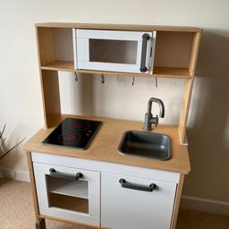 Wonderful!!! Amazing used Ikea play kitchen really well looked after!! Grab a bargain! From a pet and smoke free home!