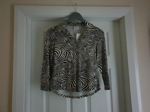 Buy & Sell Lancashire Pendle - Photos for Blouse “ Next“ Stretch