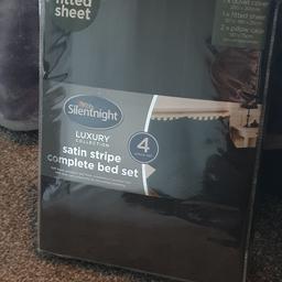 Luxury Collection, Silent Night
Satin Stripe Bed Sheet Set
Includes:
Duvet Cover
2 Matching Pillow Case
Fitted Sheet

New, never been opened.
Collect WF17 (Not Far From Birstall Ikea)
Post For Cost Of P&P