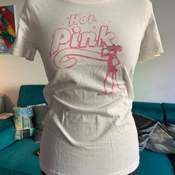 cooles Shirts von only 
Gr. L
mir Comic Motiv / Pink Panter
bei fragen meldet euch 

persönliche Abholung oder per Post + Versand 

#only #onlyshirtmitcomic #comicshirt #pinkpanter