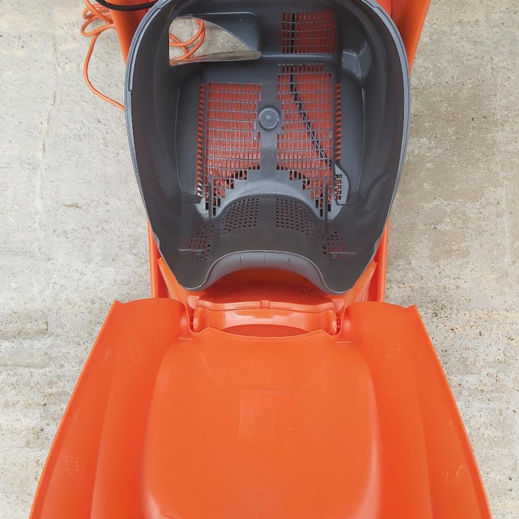 Flymo lawn mower in London Borough of Havering für 40,00 £ zum Verkauf ...