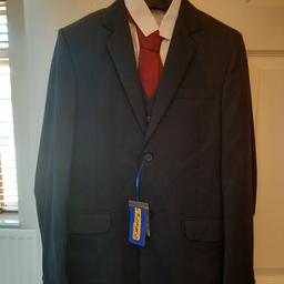 New boys 5 piece navy suit aged 14 years only selling as wedding was cancalled and won't fit next year collection aldridge