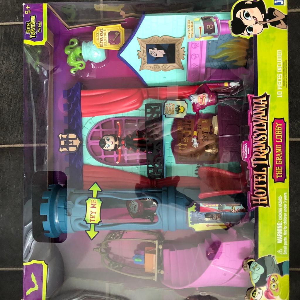 Hotel transylvania best sale grand lobby playset