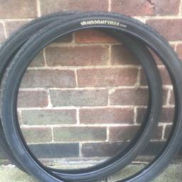 Like new / as new 
Vandorm tyres 
Road tyre tread , tyres taken of new bike 
£ 10 for the pair of tyres