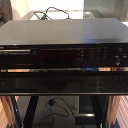 Marantz CD player CD5000
CD Rewriteable Playback
2 x remote control
Used few times, very good condition, few marks due to being stacked can be seen in pics
