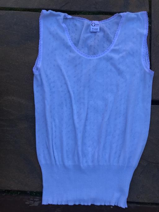 Buy & Sell West Midlands Sandwell - Photos for Vest