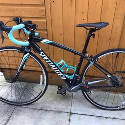 Specialized Dolce X3 EQ 2014 Women's Road Bike.
RRP: £603

Both cup holders included but do not have the seat bag/ poach.
16 - 16.5” frame.
Alloy frame.
Gearing - Shimano triple drivetrain provides reliable and quiet shifting.

Great condition as only used a few of times but couldn’t get into road biking in end... been in garage for some time now hence selling.

Any questions please ask :)

Buyer collect or buyer to arrange courier to post.
