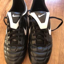 Nike Tiempo black, white & silver football boots size 9.5 (Eur 44.5). Collection only from Dudley DY1- sorry no delivery or posting. check out my other items.