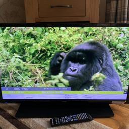 32” Tv Freeview good condition with new remote and universal stand fitted but can be wall mounted. Perfect for gaming tv , kitchen bedroom or caravan, has HDMI, scary, usb, and VGA for computer 

No offers accepted collection from Willenhall WV12 or maybe able to deliver if very local