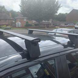 Only used for 5 trips and decided they were not being used as much as they should.

Roof Bar Features:

Unique key lock system for security
Strong and rigid 80 x 27mm Black aluminium roof bars
T-Track accessory fitting up to 20 x 5mm
75Kg Load safety tested - TUV & City Crash Tested
Customer must check the Vehicle Handbook for the Maximum Roof Load Capacity before use.
Simple and quick fitting