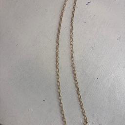 This is a 9 ct gold belcher chain it is 20” long and weighs 2.8 grams 
PayPal welcomed 
Postage is £6.70 tracked insured and signed for . 
Please check my other items and reviews for confidence