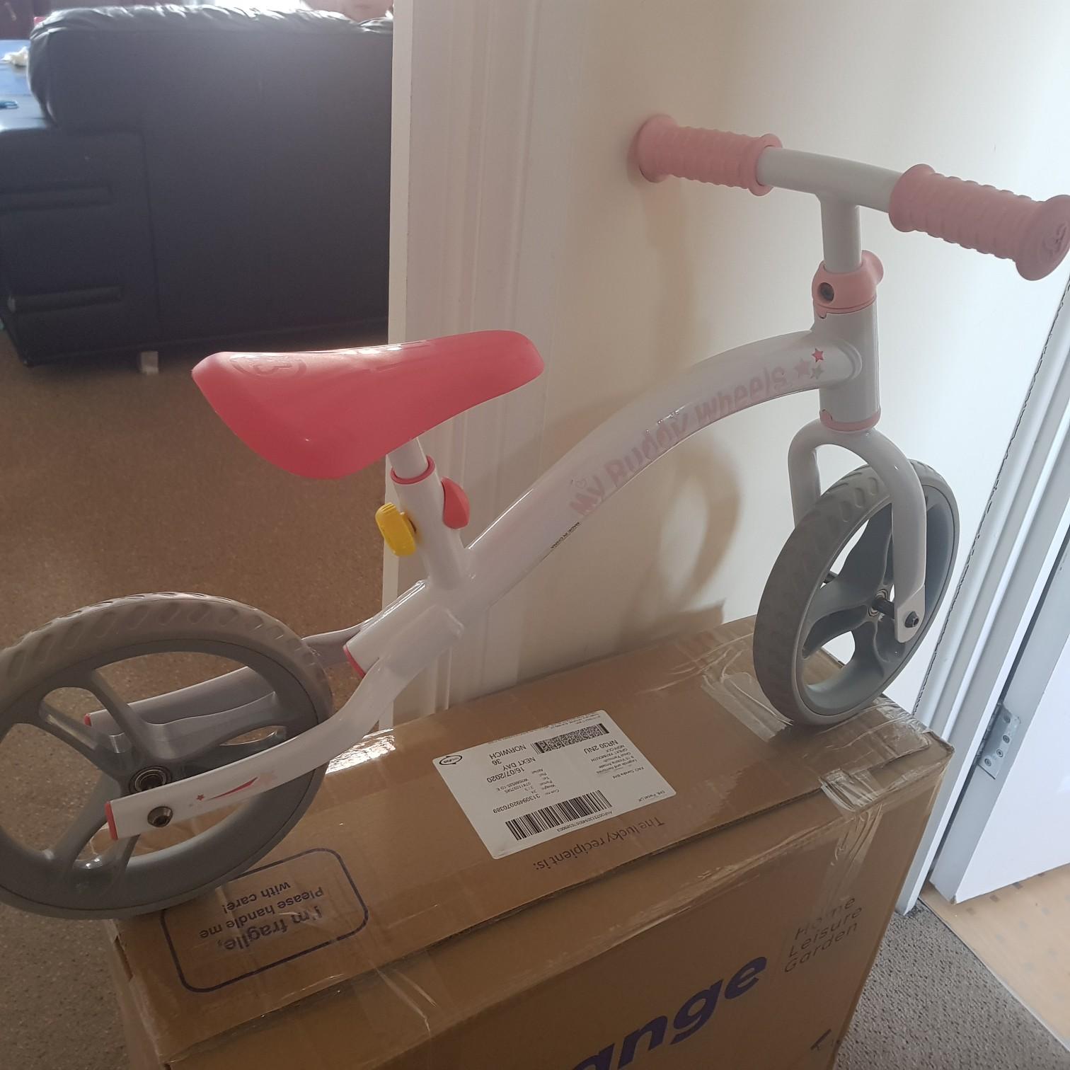 halfords unicorn balance bike