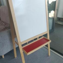 collection only from E1 8QJ

ikea beige colour easel it's good condition, see my reviews and other items for sale 🌻