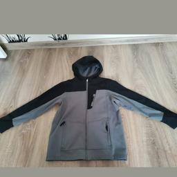 Used but in vgc, Boys jacket, size 10-11 years, good condition, brand Lands end