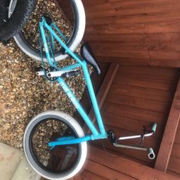 Hardly used I do have the original bars it has the odd few rust parts