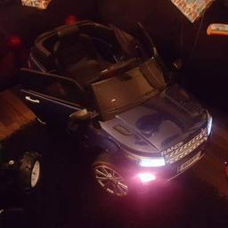 kids range rover electric car,fully working ,perfect! used few times,has MP3/radio/ theme stories /aux,lights up,has parent control remote,charger,boot opens,can buy stick on personal plate eBay £2..
paid £265 new.  bargain,want £60( no offers) 
pick up burnage m19,may deliver local for fuel.