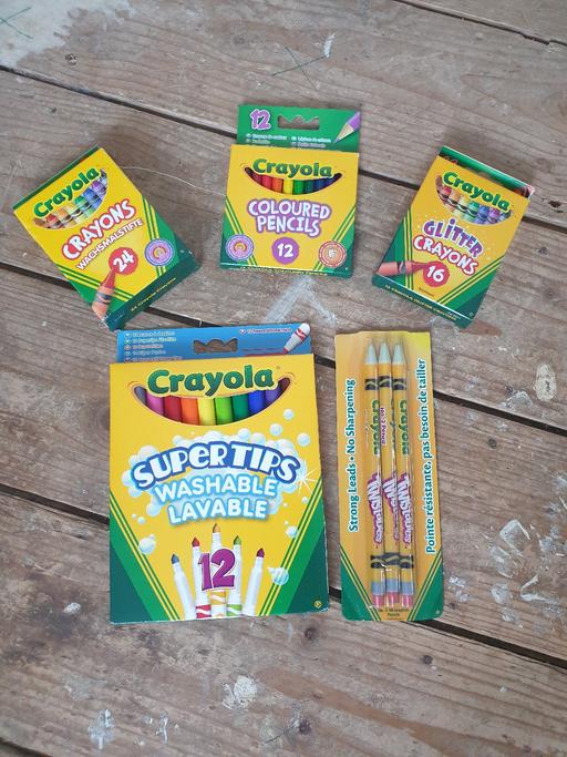 courses West Midlands Birmingham - Photos for 🌟🖍Crayola Colouring set of 5