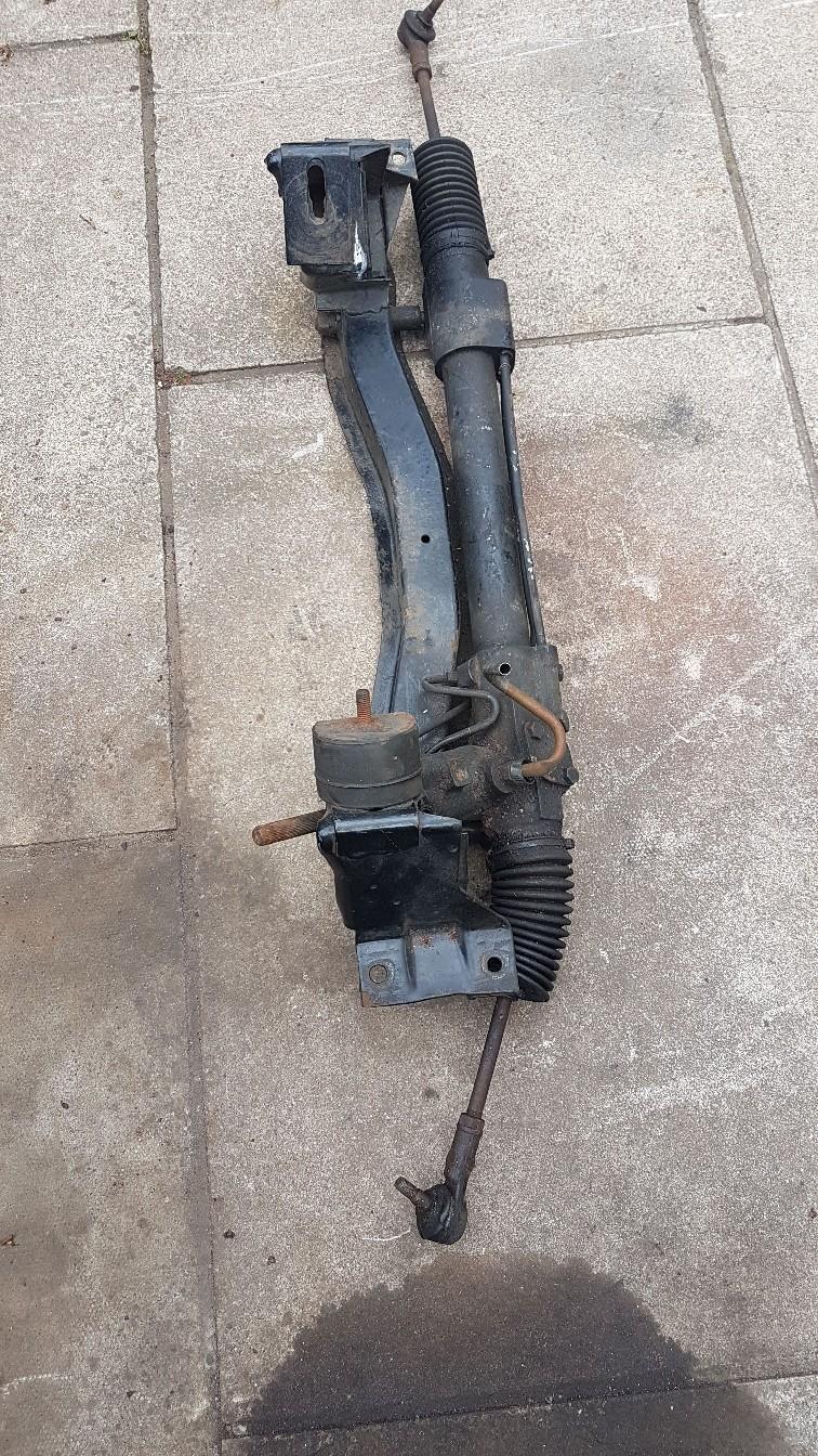 FORD CAPRI POWER STEERING RACK & CROSSMEMBER in WF5 Wakefield für £ 75