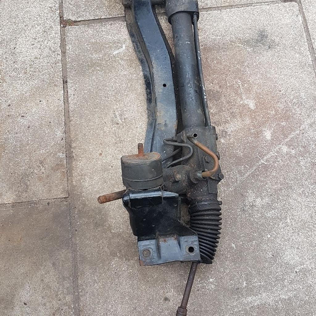 FORD CAPRI POWER STEERING RACK & CROSSMEMBER in WF5 Wakefield für £ 75