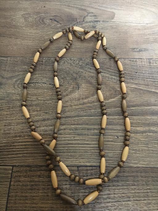 Buy & Sell Merseyside Sefton - Photos for Wooden Brown and Beige Beaded Necklace