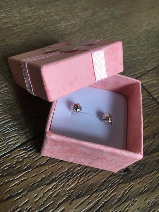 Buy & Sell Merseyside Sefton - Photos for Earrings Costume Jewellery Present Box incl