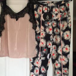 Size s-m top and 10 pants