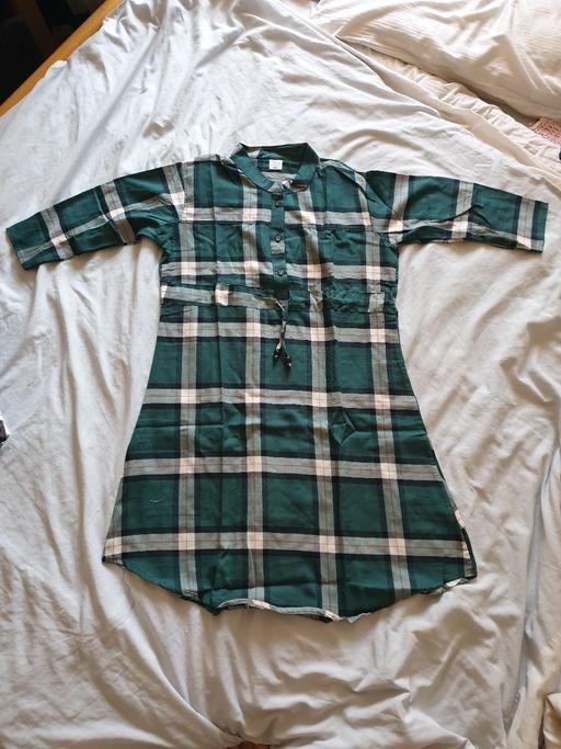 Buy & Sell East London Bethnal Green - East London - Photos for New girl Top Shirt (Medium)