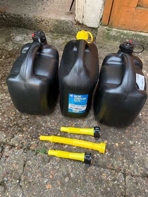 Vehicles Kent Thanet - Photos for Diesel Jerry Cans 2 x 10L