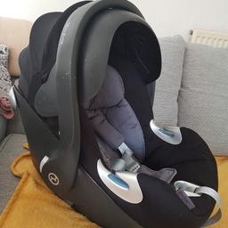 I have the isofox base it's been well used for a year so does show wear otherwise a great car seat never been in accident selling cheap as my girls too big now and I have no where to store it I'll get the base out the cupboard soon and load the images