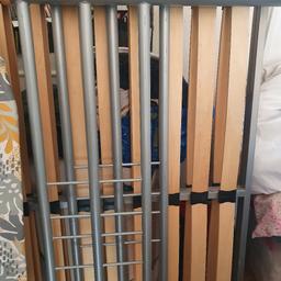 fantastic strong n sturdy bedframe...slats good condition

pick up northfields w13 west ealing