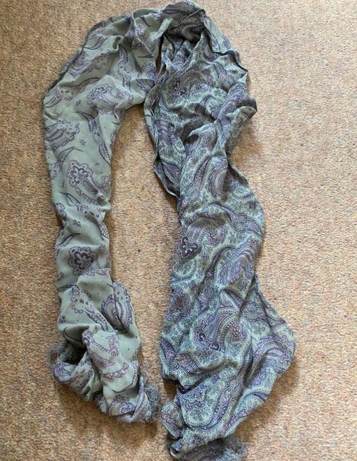 Buy & Sell West Sussex Chichester - Photos for Thin Summer scarf