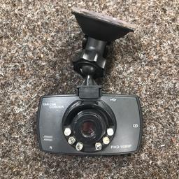 Dash cam. Good working order. Comes with cable.