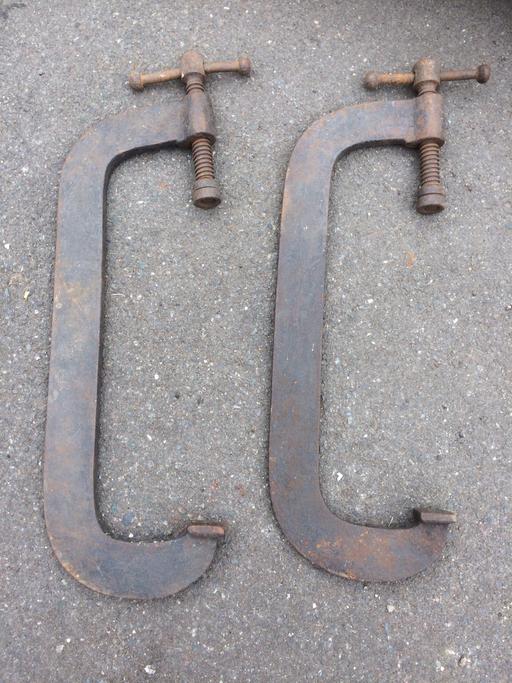 Vehicles East London Havering - Photos for Pair of extra large G clamps